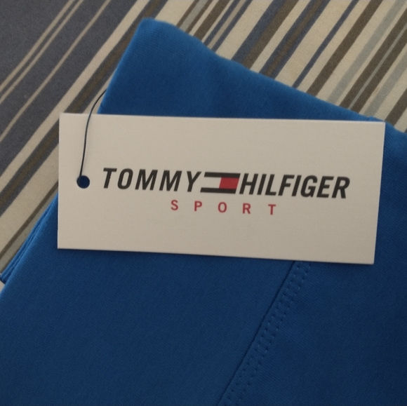 Medium NWT TOMMY HILFIGER High Rise Blue Bike/Running Shorts - Picture 8 of 13